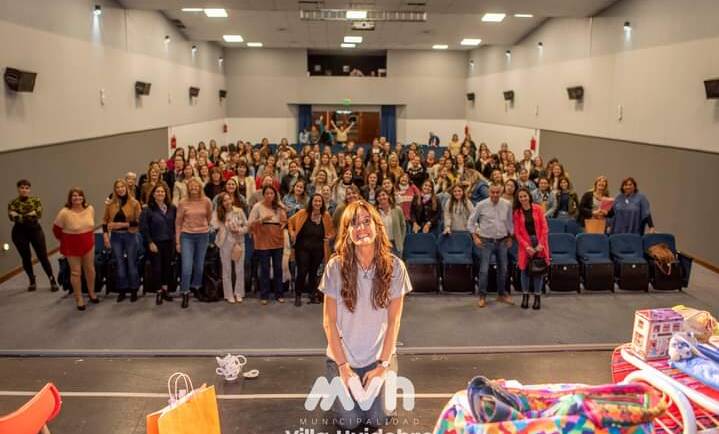 Charla sobre “Objetos mediadores como puentes para el diálogo con las infancias»
