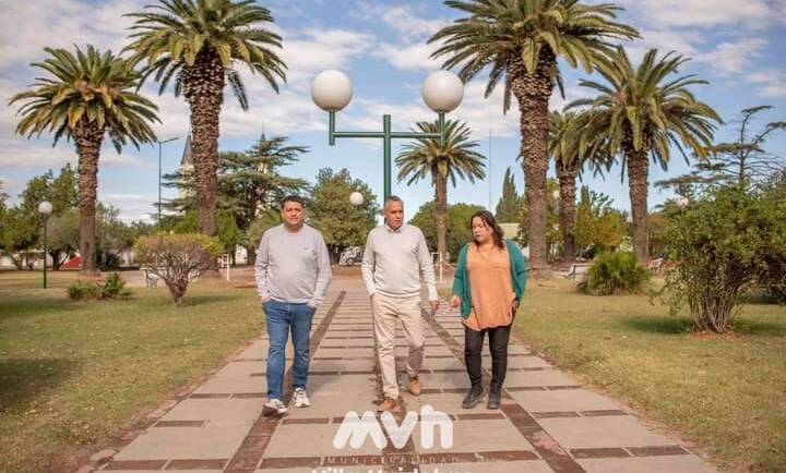 Avanzan los primeros trabajos de remodelación de la «Plaza 25 de Mayo»