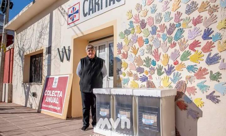Se hizo entrega de calefacción a la Casa de la Catequesis