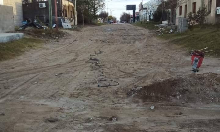OBRA RED CLOACAL: CORTE DE CALLE