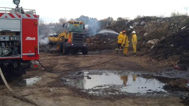 INCENDIO EN ACOPIO DE VERDES