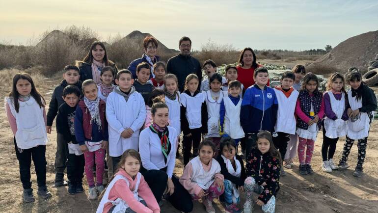 SEMBRANDO CONCIENCIA AMBIENTAL DESDE LA EDUCACIÓN: VISITA A LOS CENTROS DE RECICLADO Y ACOPIO