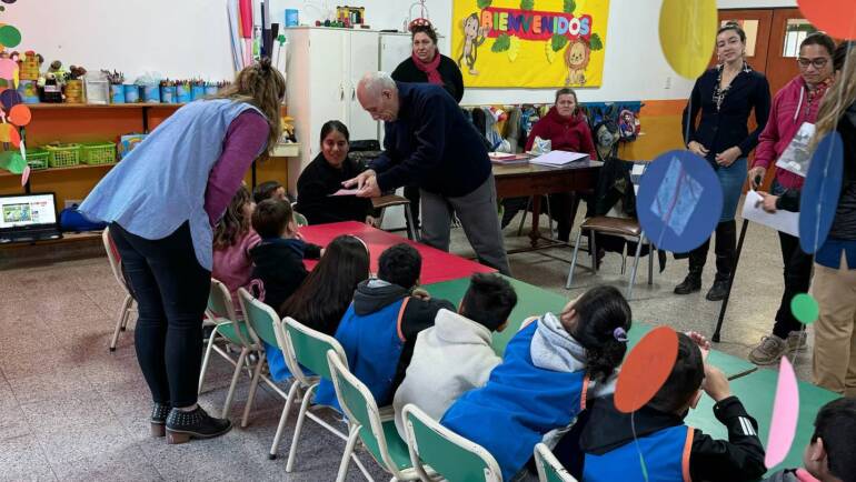 INAUGURACIÓN DEL CORAZÓN VERDE: COMPROMISO COMUNITARIO CON EL RECICLAJE EN BERNARDINO RIVADAVIA
