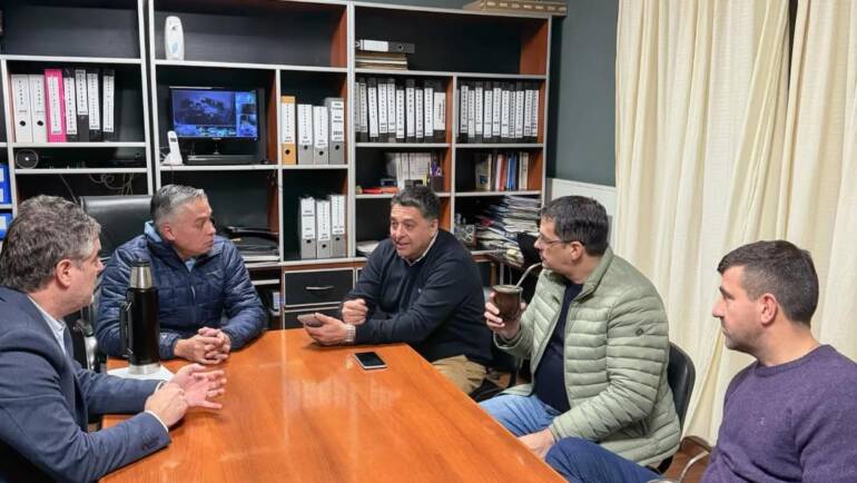 IMPULSO LOCAL CON FUNCIONARIOS PROVINCIALES
