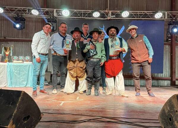 PREMIO AL MEJOR STAND, FELICITACIONES PATRICIO Y ADOLFO!!!