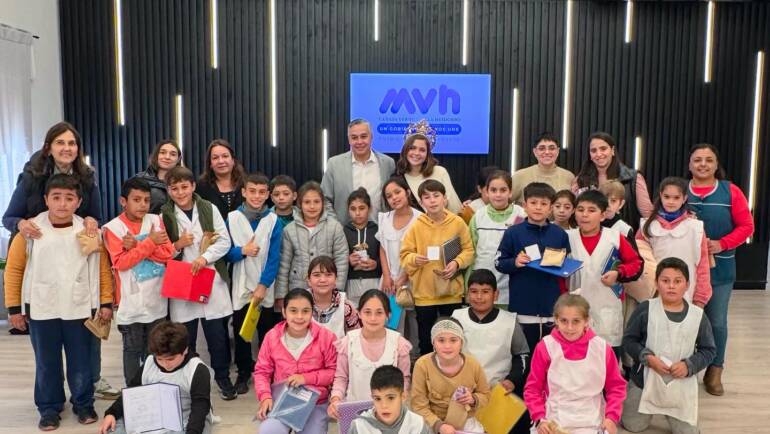 EDUCACIÓN Y COMPROMISO: LOS ESTUDIANTES CONOCEN EL ROL DEL MUNICIPIO