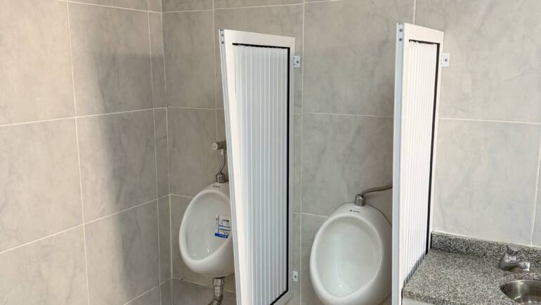 NUEVOS SANITARIOS MASCULINOS EN EL CENTRO EDUCATIVO “JUANA JUSTA DE CHELI