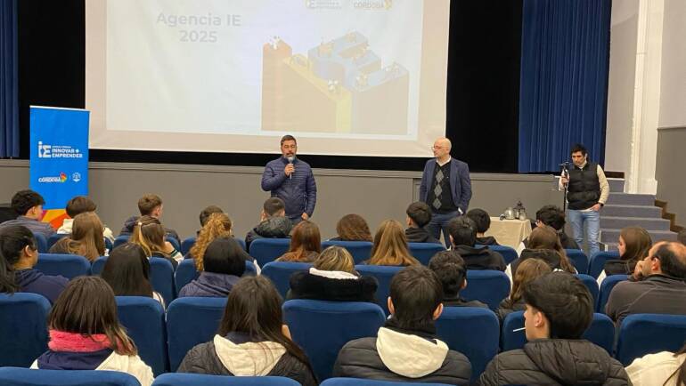 JORNADA SOBRE INNOVACIÓN, STARTUPS Y OPORTUNIDADES DE CRECIMIENTO LOCAL