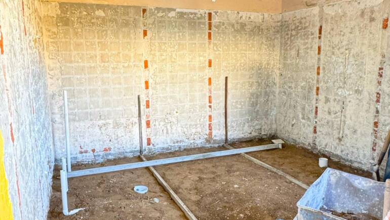 CONSTRUCCIÓN SANITARIOS FEMENINOS JUANA JUSTA DE CHELI