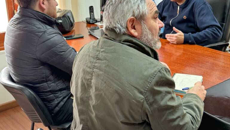 REUNIÓN DE TRABAJO POR LA NUEVA PLANTA DE TRATAMIENTO DE RESIDUOS SÓLIDOS URBANO