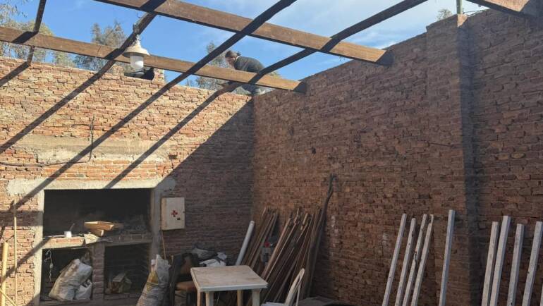 CONTINÚAN LOS TRABAJOS EN EL DEPÓSITO DE NUESTRO VIVERO MUNICIPAL