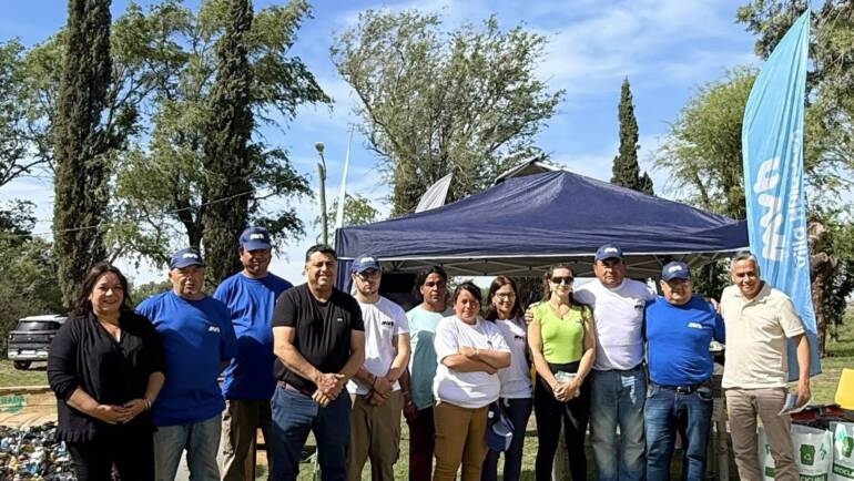 MUESTRA INSTITUCIONAL EN LA GRANJA JESÚS PORTO – IPEMyA Nº 188