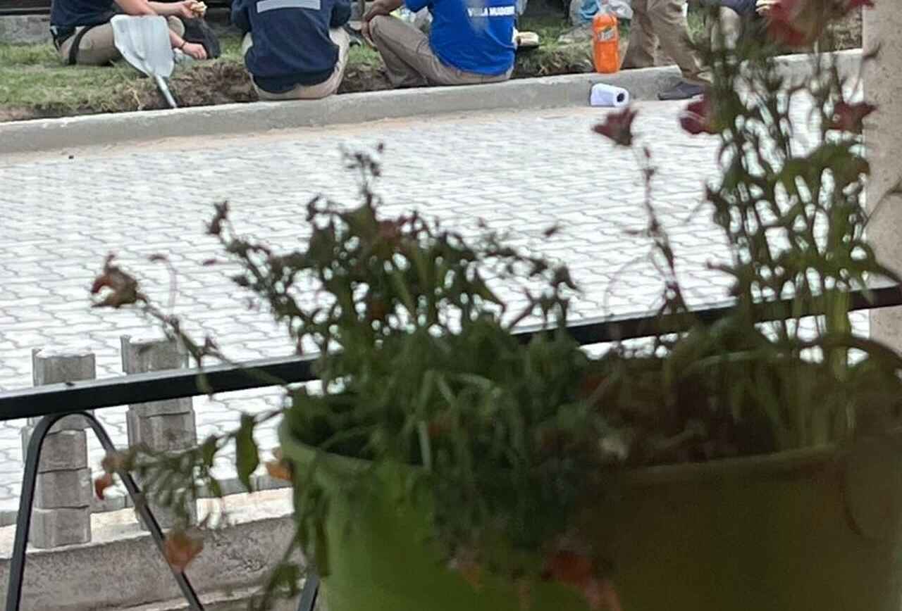 GESTOS QUE NOS ALEGRAN EL DÍA