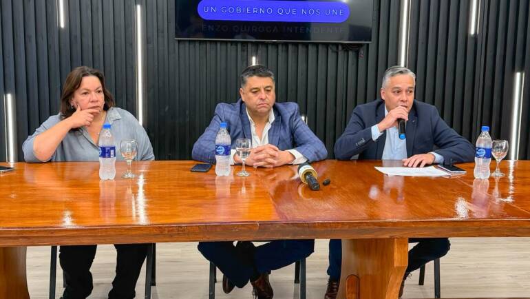 ENTREGA DE RESOLUCIONES POSESORIAS EN VILLA HUIDOBRO