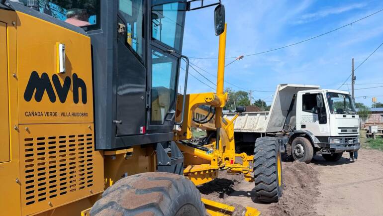 NUEVA OBRA DE CORDON CUNETA – CALLE ROSELLO