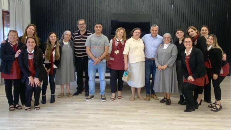 VISITA DE LA MADRE GENERAL FLORIPES Y CONCEJERA GENERAL MARÍA FE