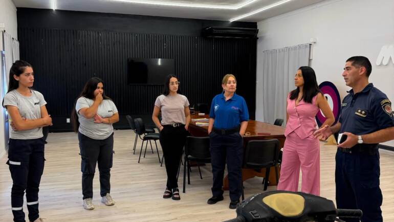 CAPACITACIÓN EN TRÁNSITO Y SEGURIDAD VIAL