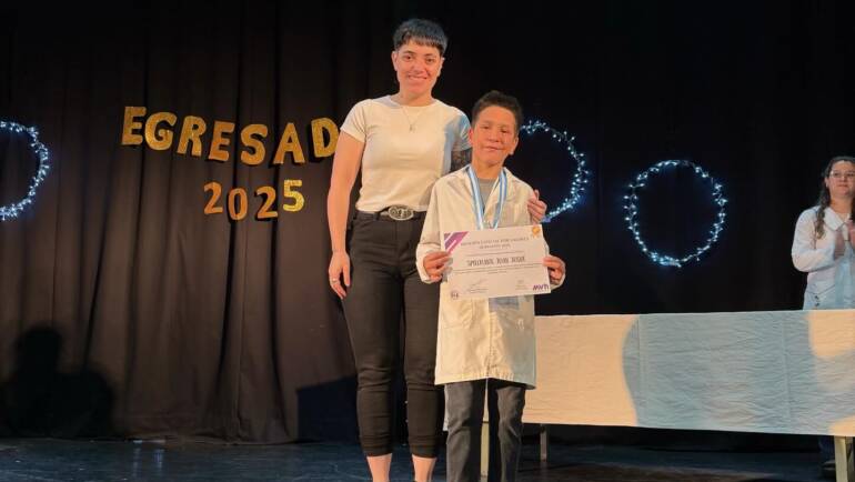 MENCIÓN ESPECIAL POR VALORES HUMANOS