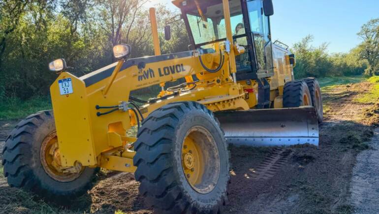 MANTENIMIENTO DE BANQUINAS EN ACCESO RUTA 26