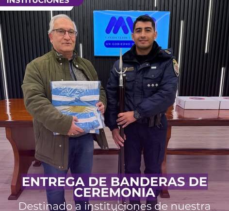 ENTREGA DE BANDERAS DE CEREMONIA
